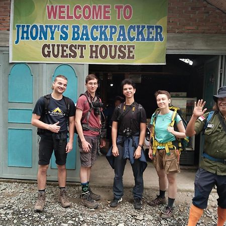 Jhony'S Backpacker-Guest House Only Stay Here Book Treking With Us Bukit Lawang Buitenkant foto