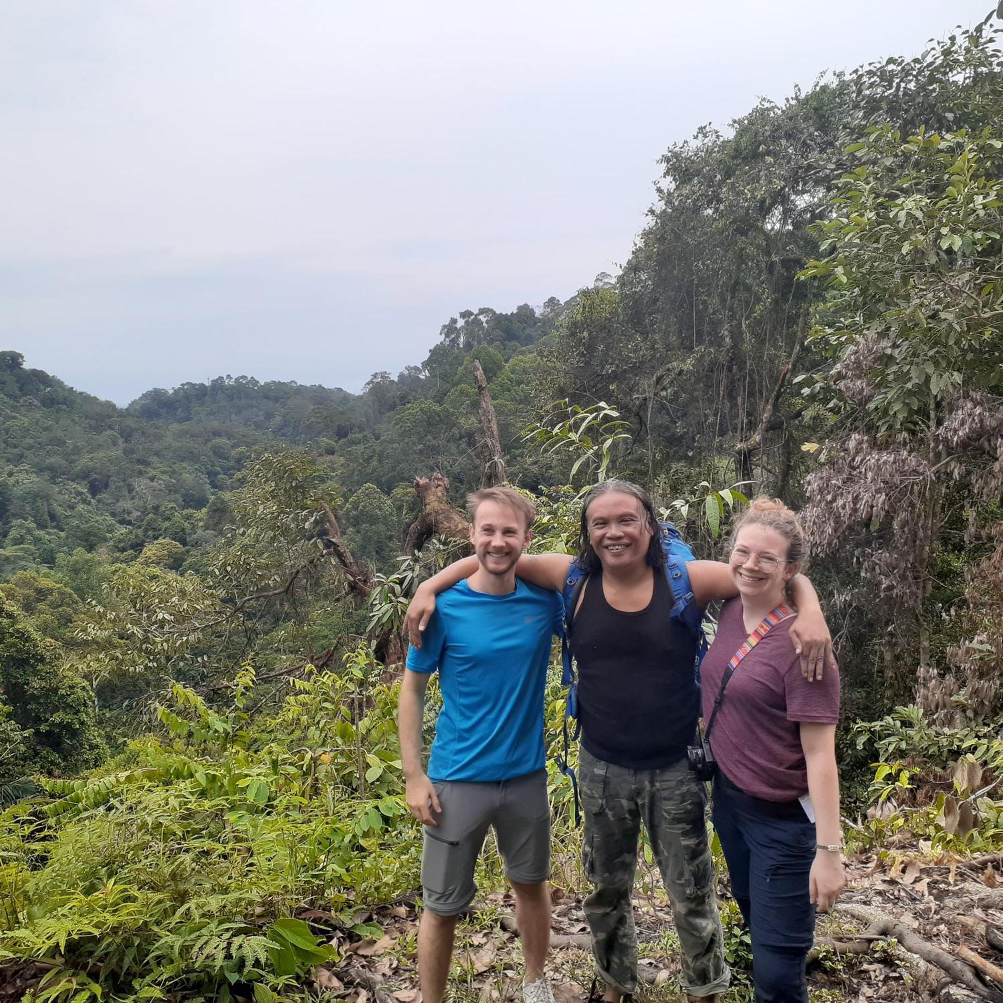 Jhony'S Backpacker-Guest House Only Stay Here Book Treking With Us Bukit Lawang Buitenkant foto