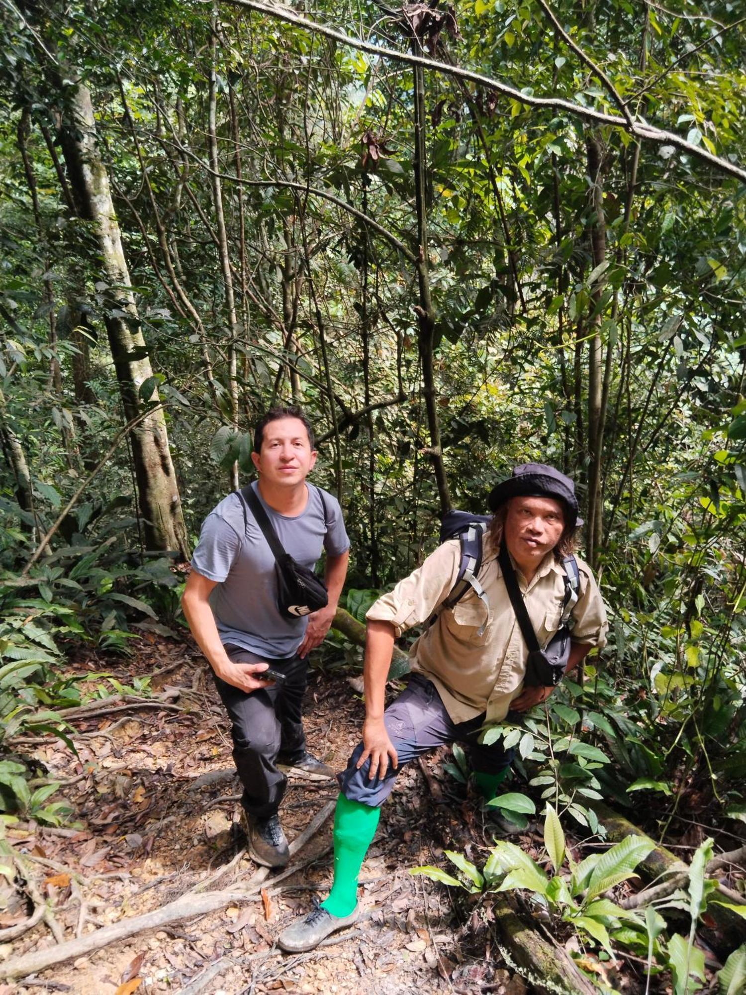 Jhony'S Backpacker-Guest House Only Stay Here Book Treking With Us Bukit Lawang Buitenkant foto